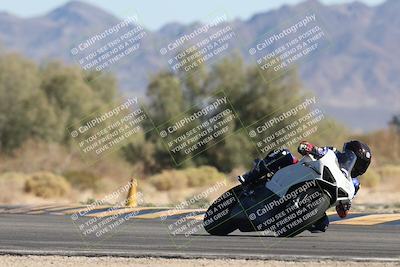 media/Oct-30-2025-Racers Edge (Thu) [[dabbdaf680]]/2-A Group/Session 5 (Turn 7)/